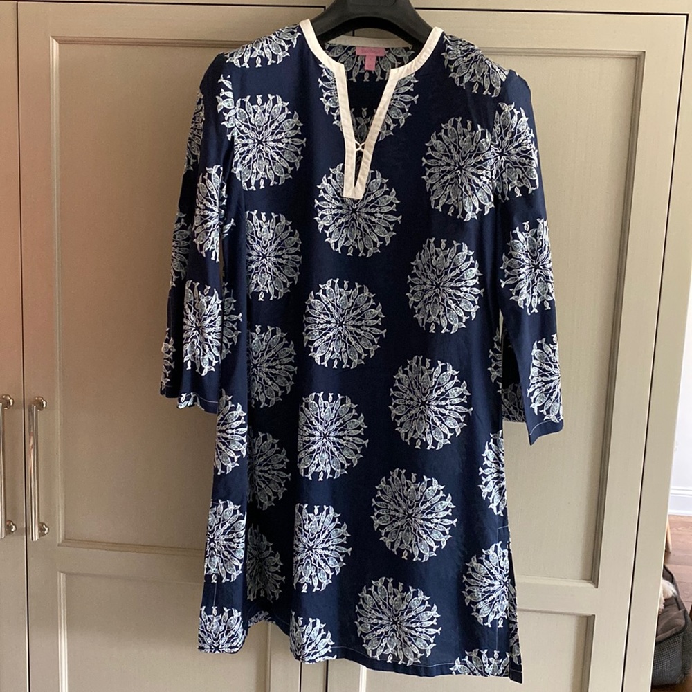 Lilly Pulitzer Navy blue Tunic Style Coverup